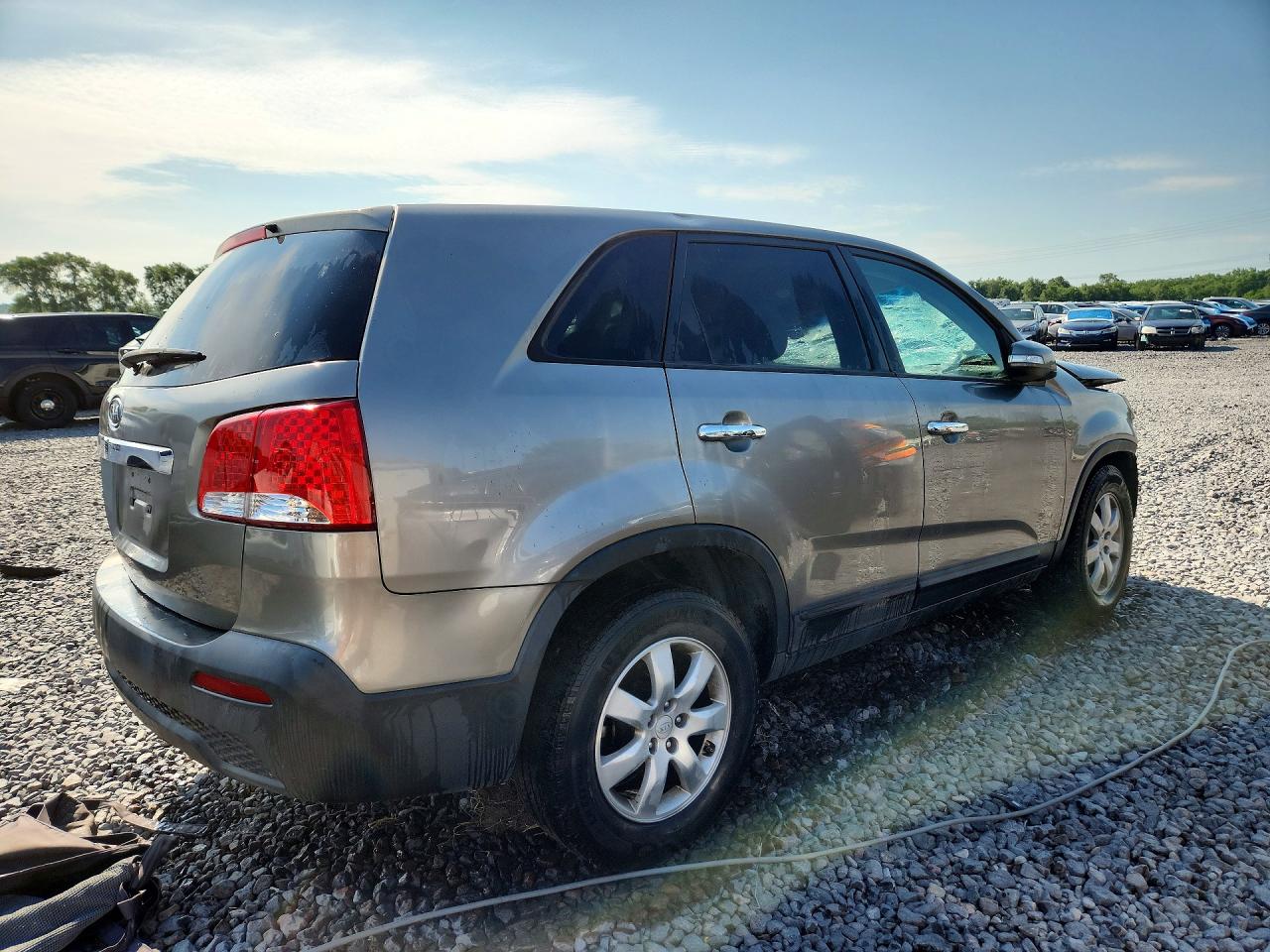 2011 KIA SORENTO