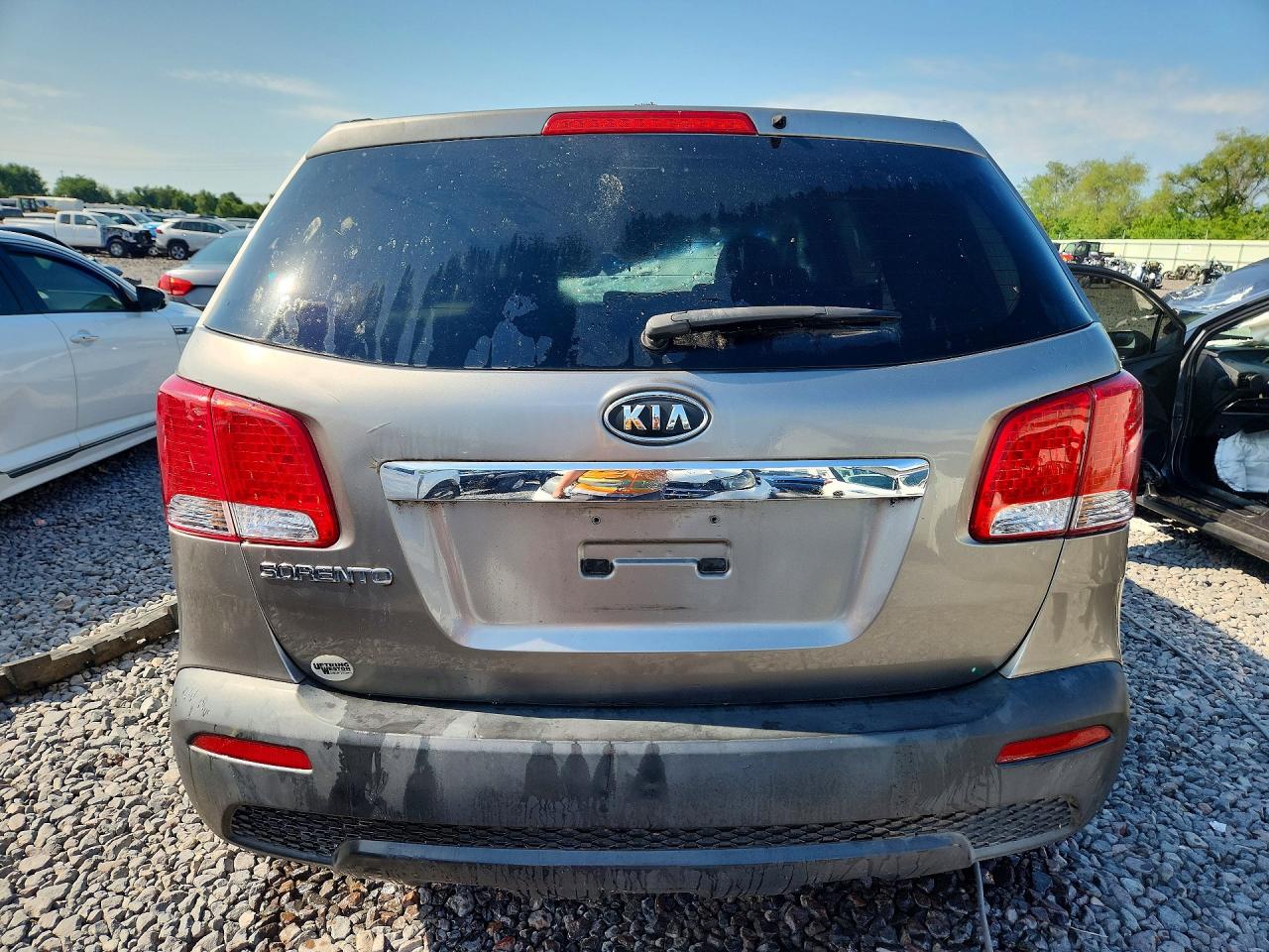 2011 KIA SORENTO
