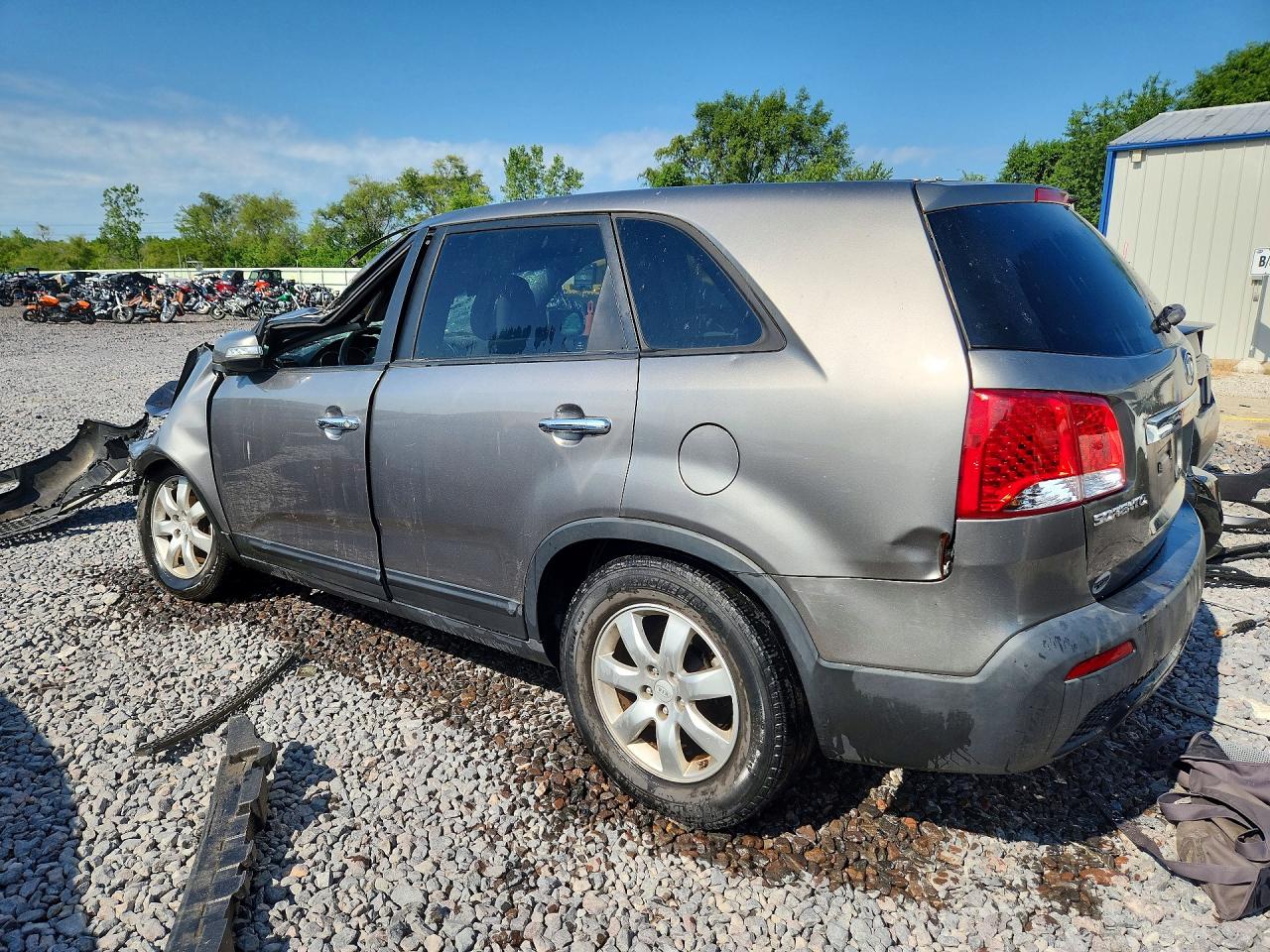 2011 KIA SORENTO