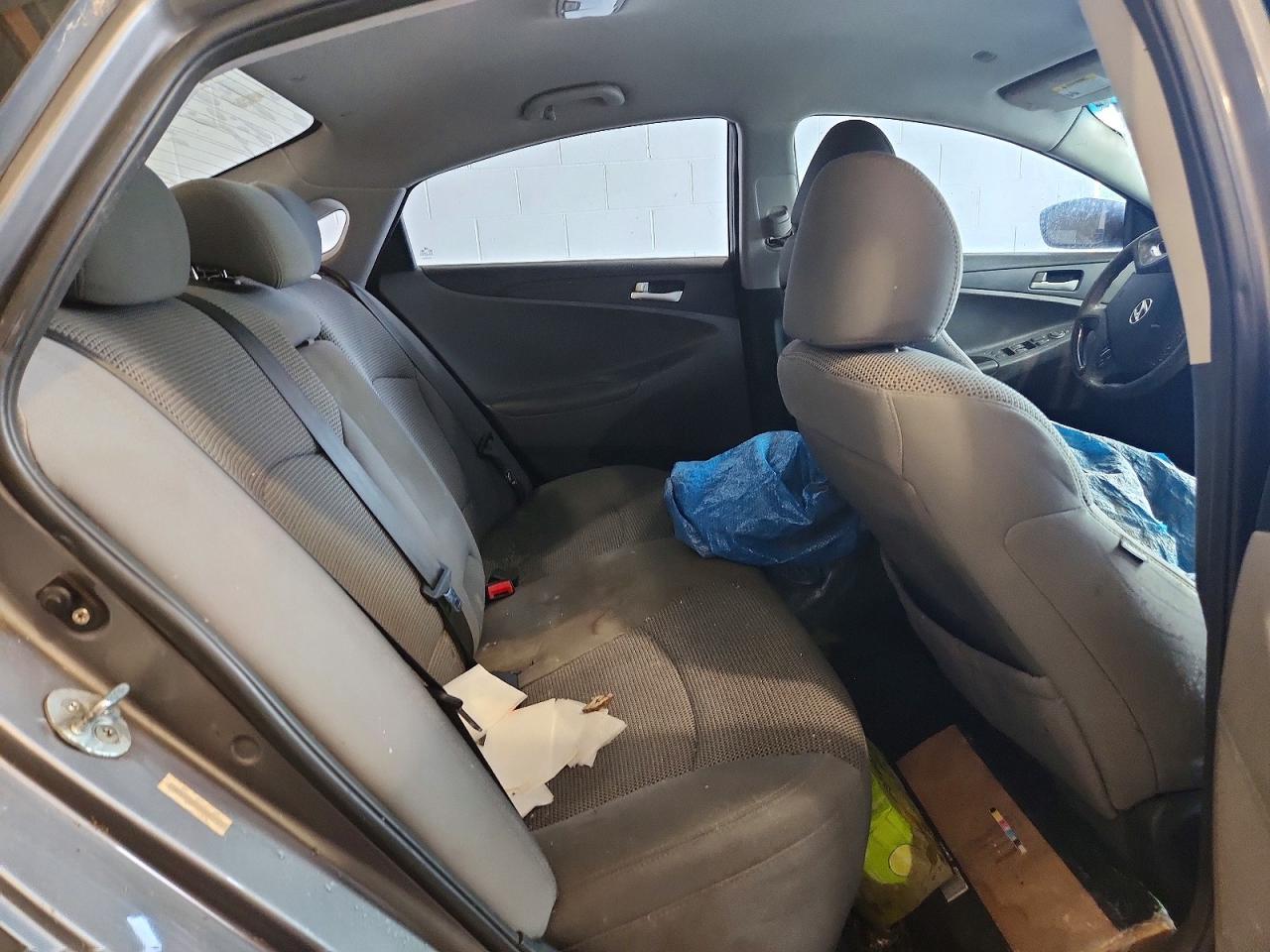 2011 HYUNDAI SONATA