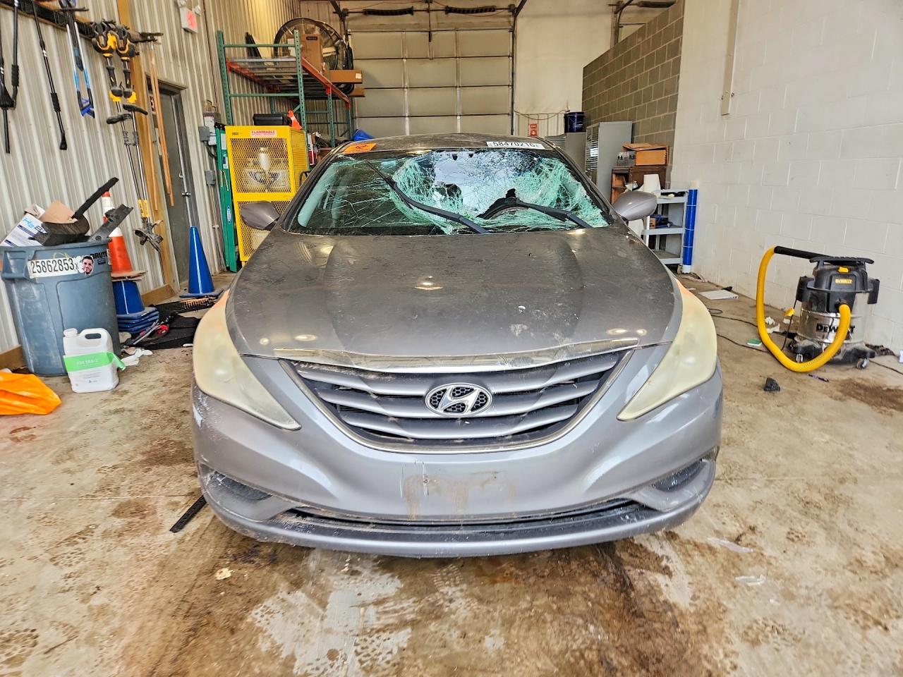 2011 HYUNDAI SONATA