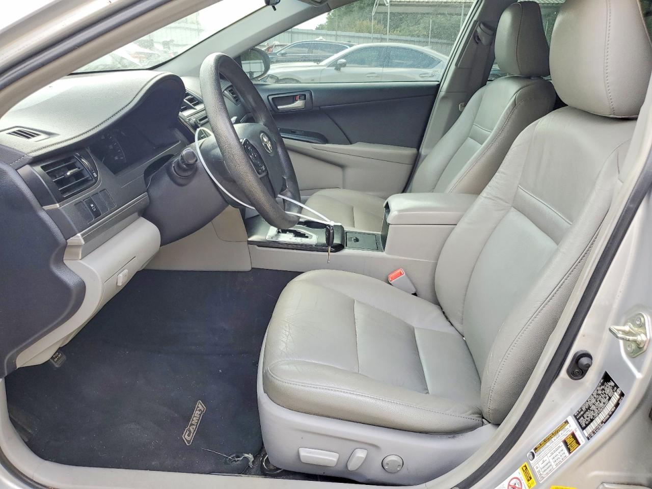 2014 TOYOTA CAMRY