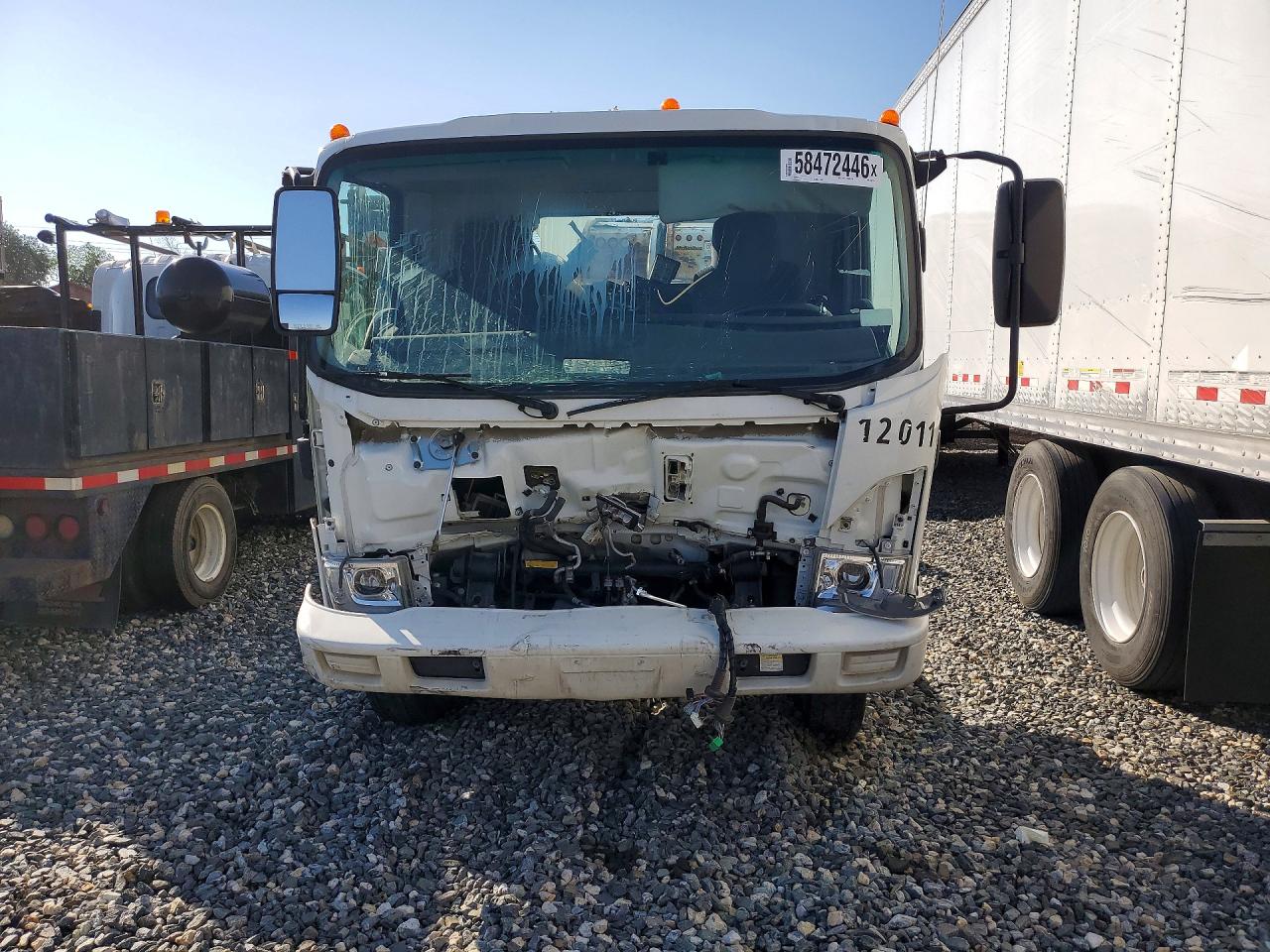 2024 ISUZU NPR