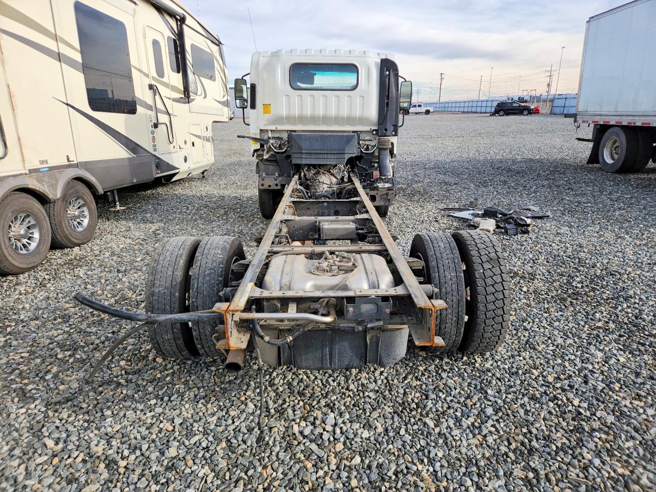 2024 ISUZU NPR