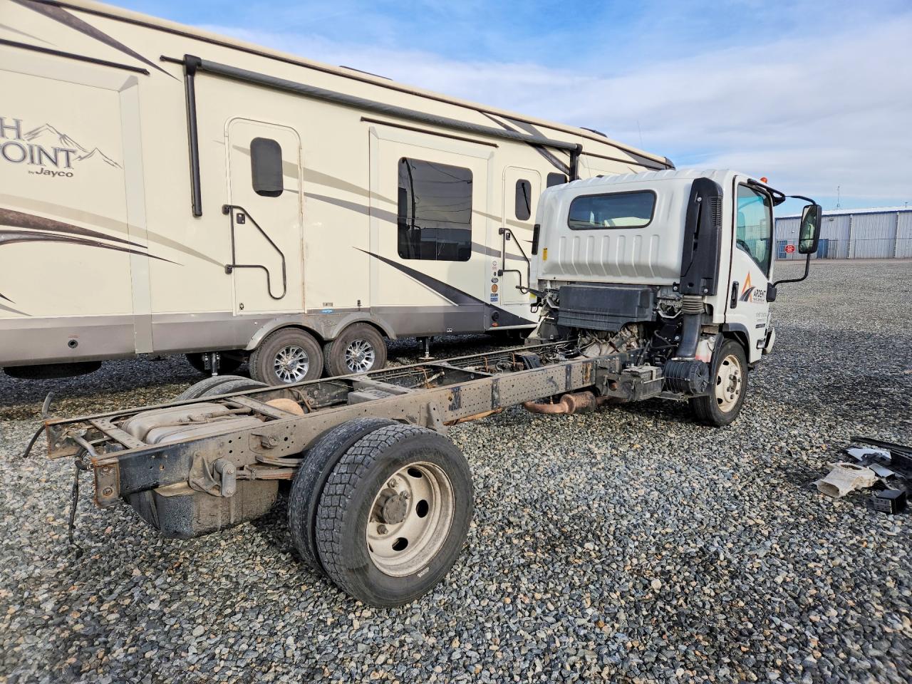 2024 ISUZU NPR