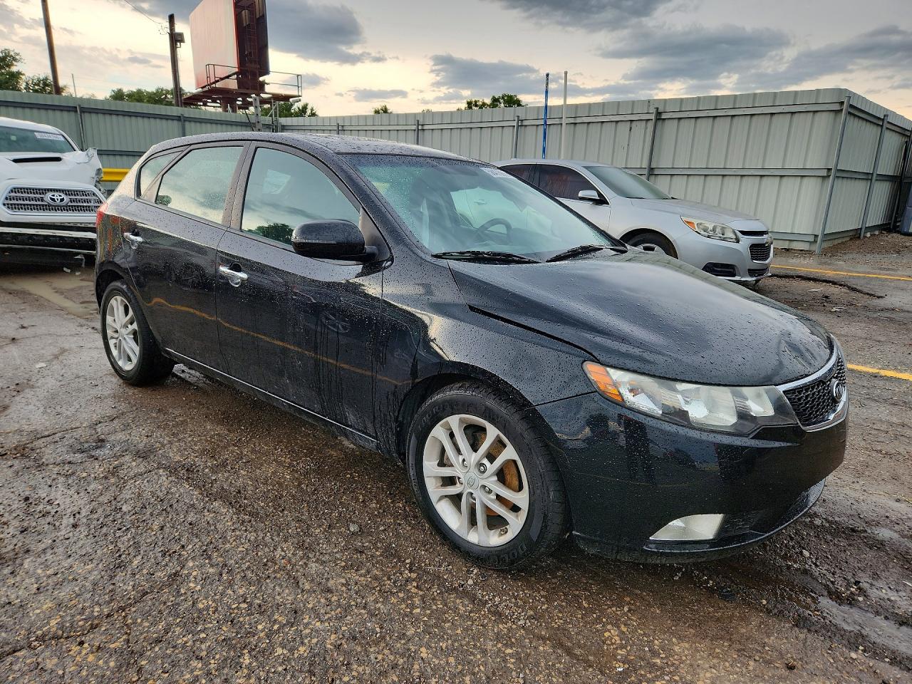 2011 KIA FORTE