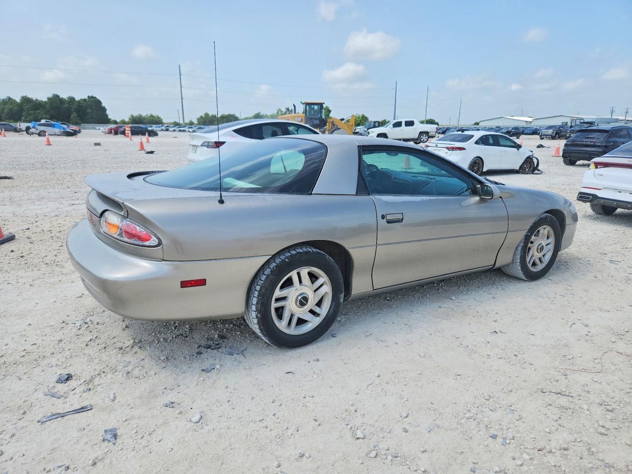 2001 CHEVROLET CAMARO