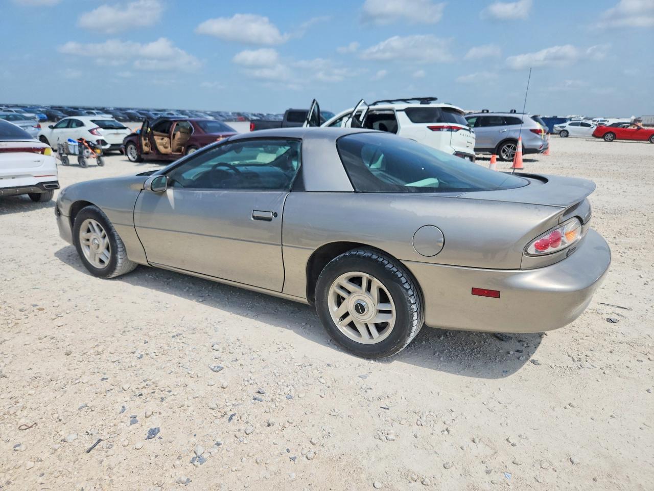 2001 CHEVROLET CAMARO