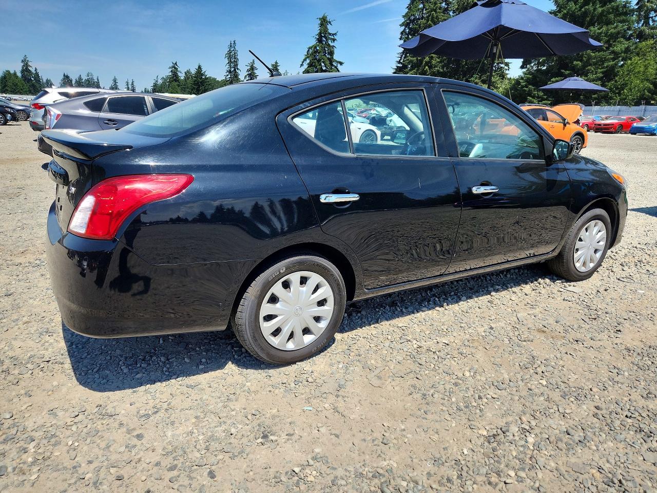2018 NISSAN VERSA