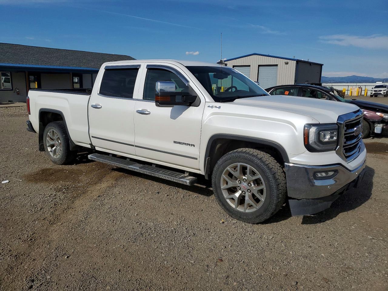 2018 GMC SIERRA