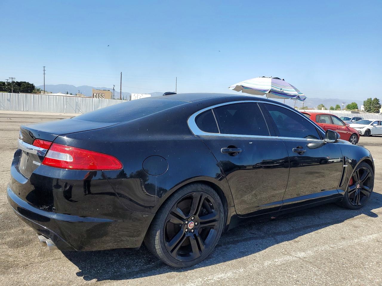 2011 JAGUAR XF