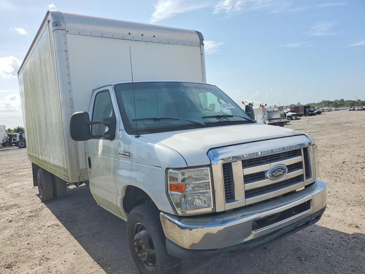 2012 FORD ECONOLINE