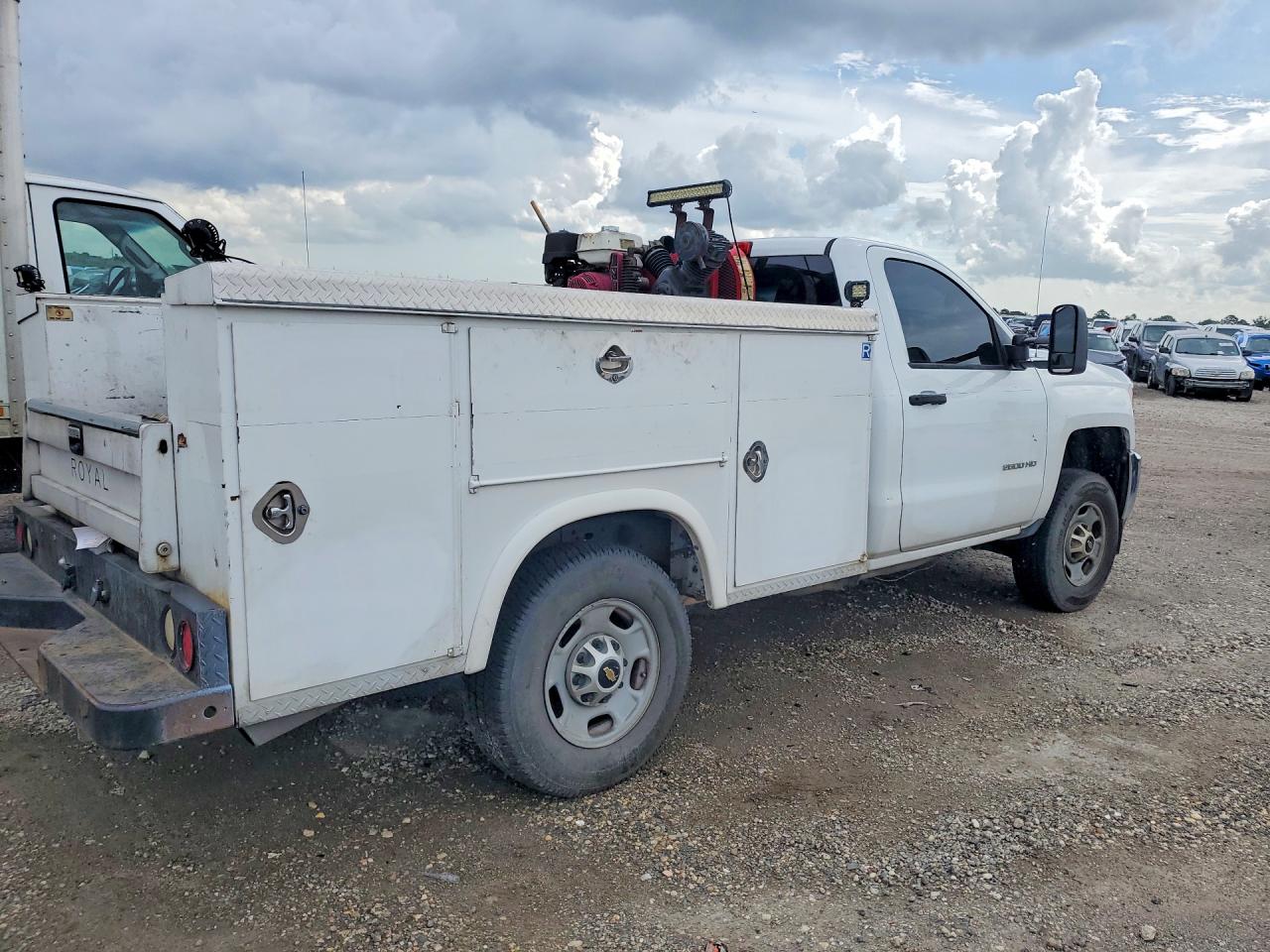 2016 CHEVROLET SILVERADO