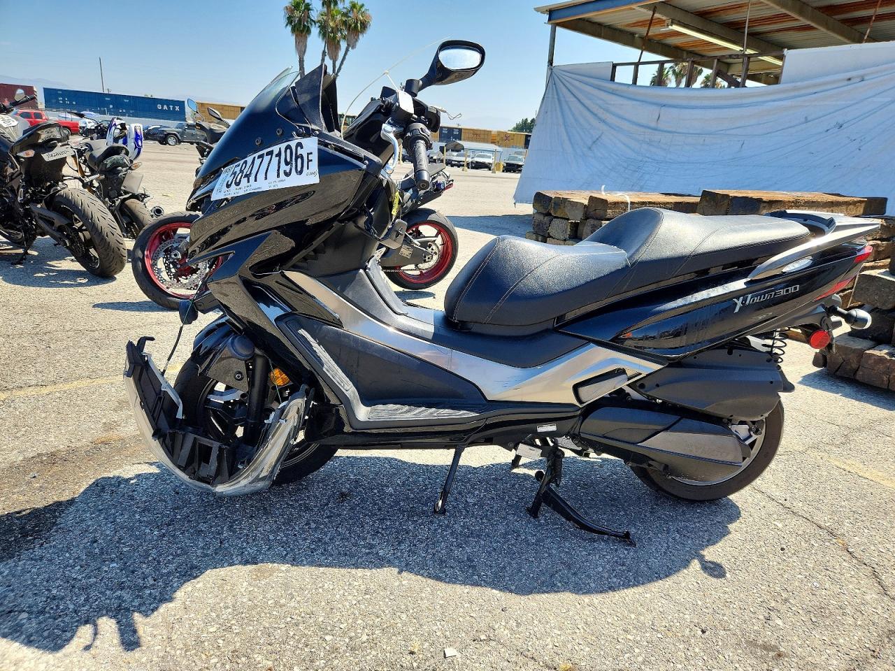 2022 KYMCO USA INC X-TOWN 300