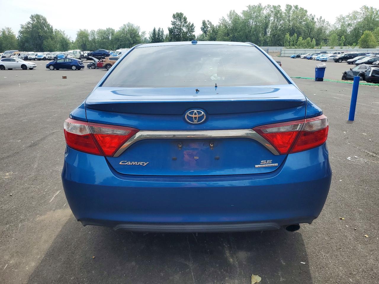 2016 TOYOTA CAMRY