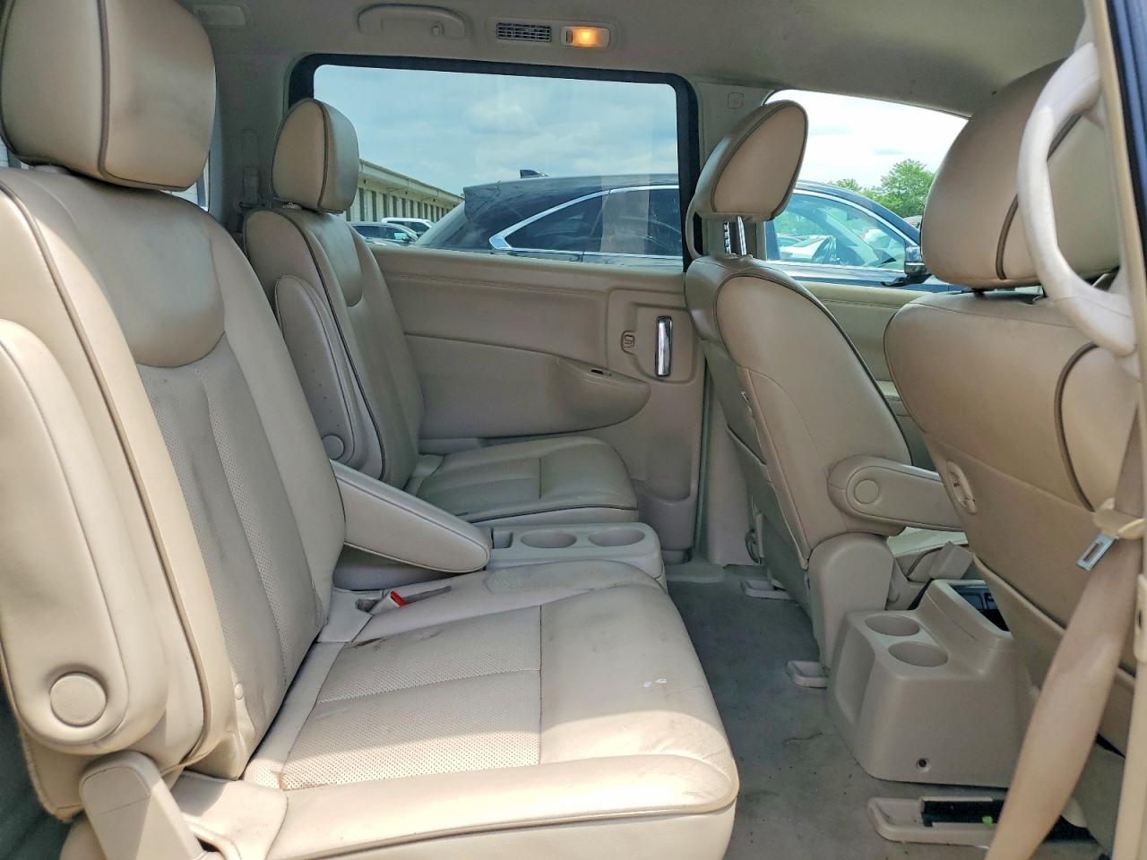 2014 NISSAN QUEST