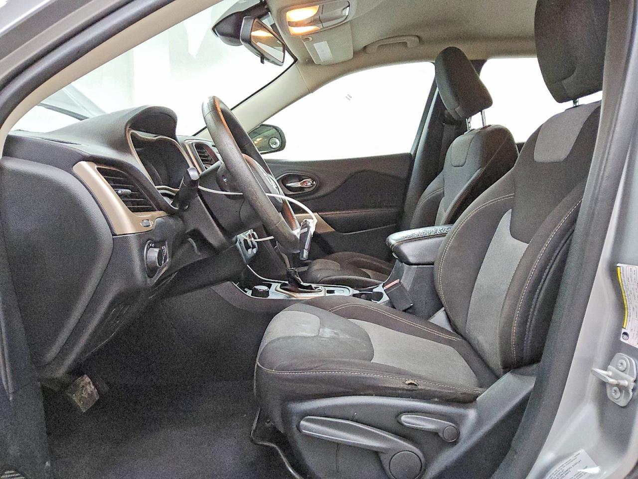 2017 JEEP CHEROKEE