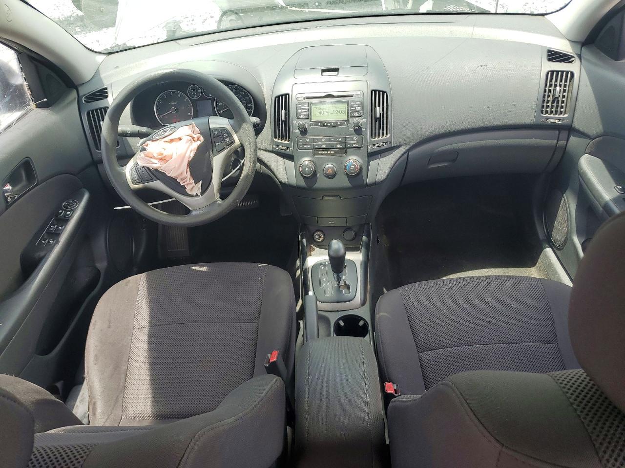 2011 HYUNDAI ELANTRA