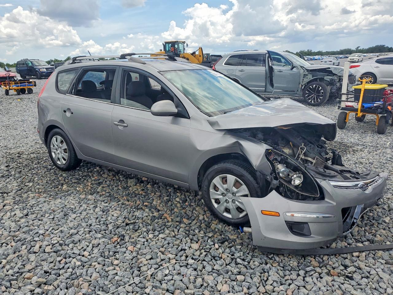 2011 HYUNDAI ELANTRA