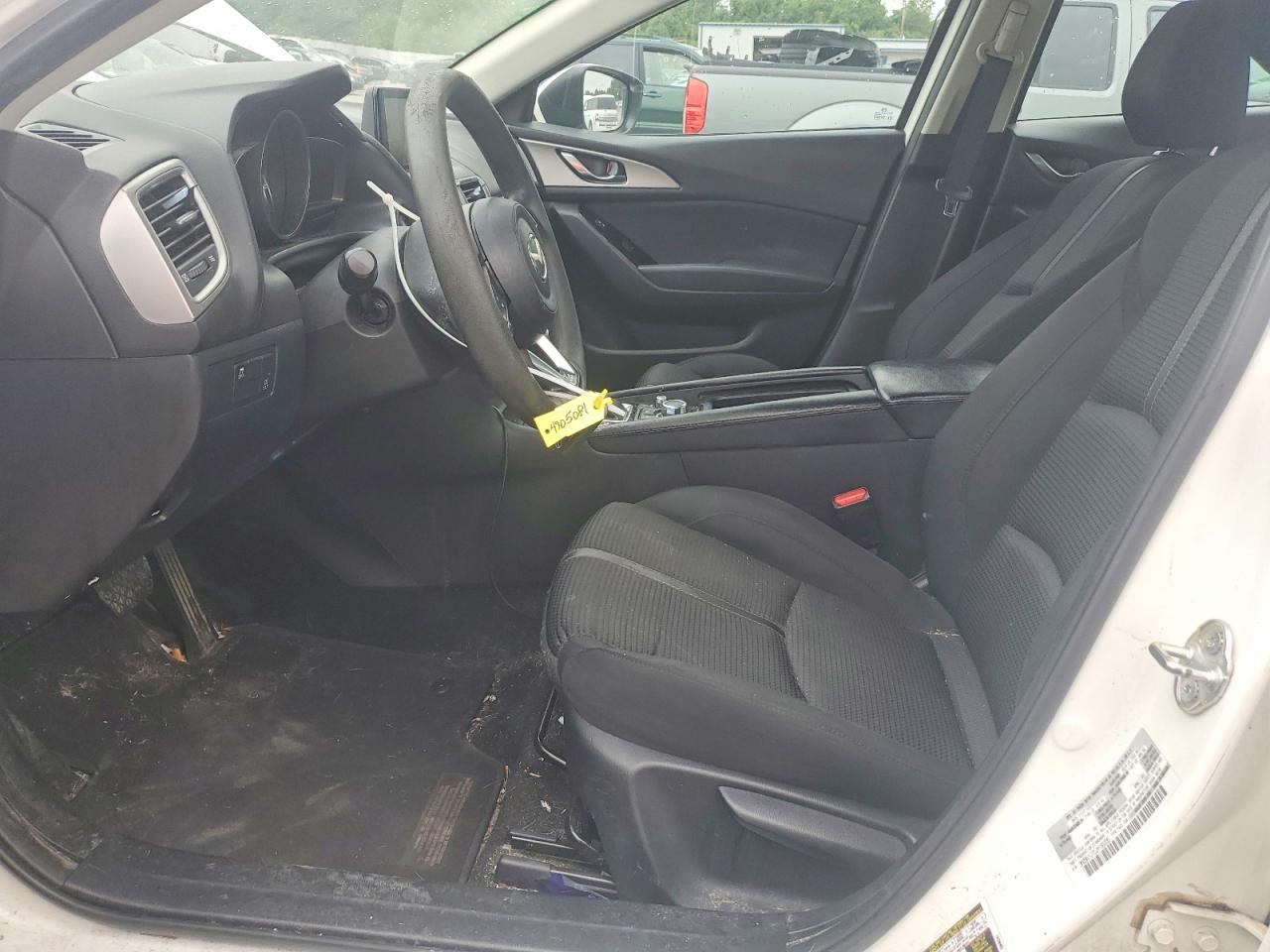 2018 MAZDA 3
