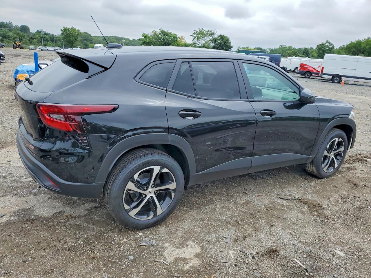 2026 CHEVROLET TRAX