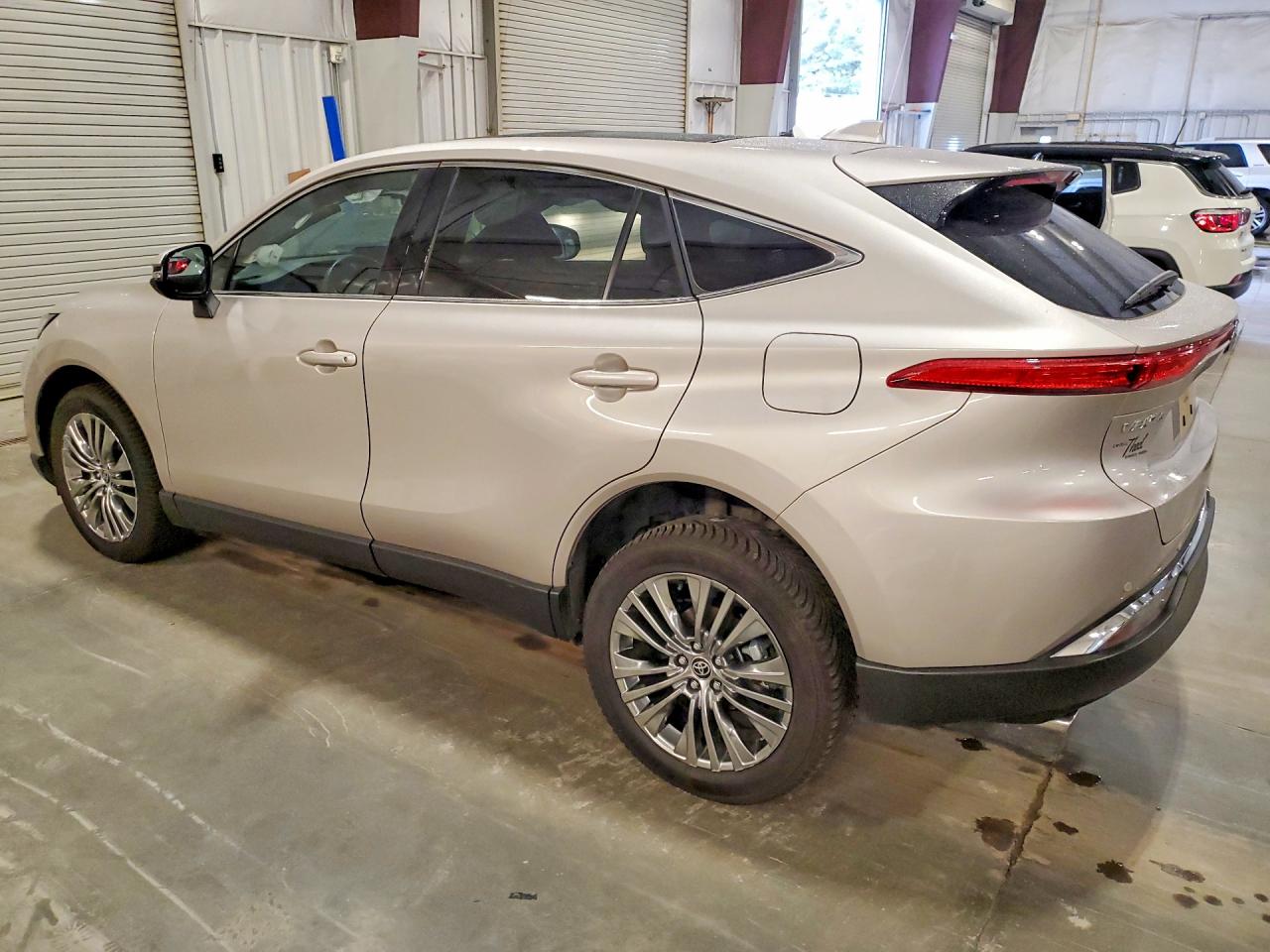 2024 TOYOTA VENZA