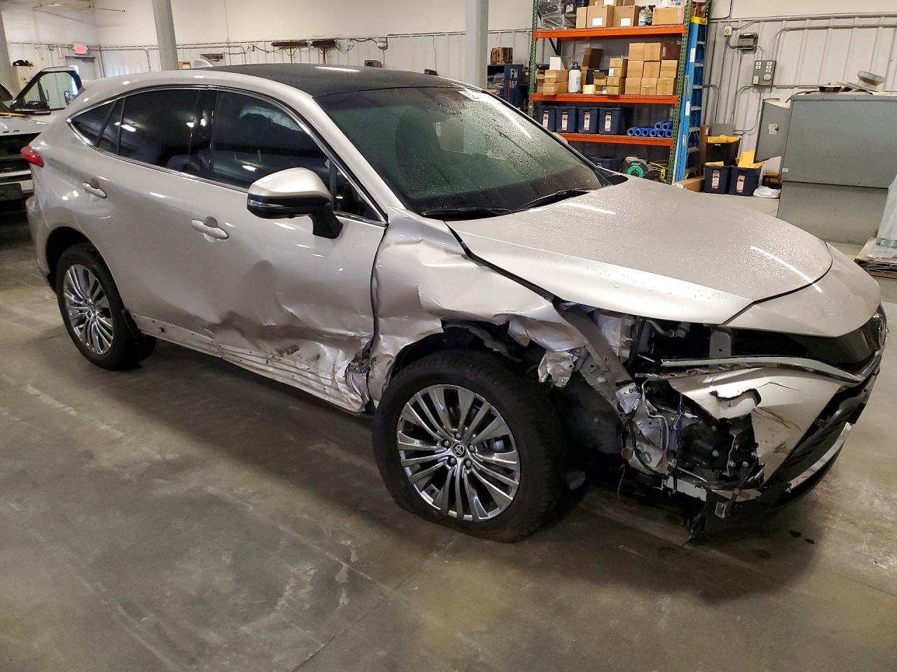 2024 TOYOTA VENZA