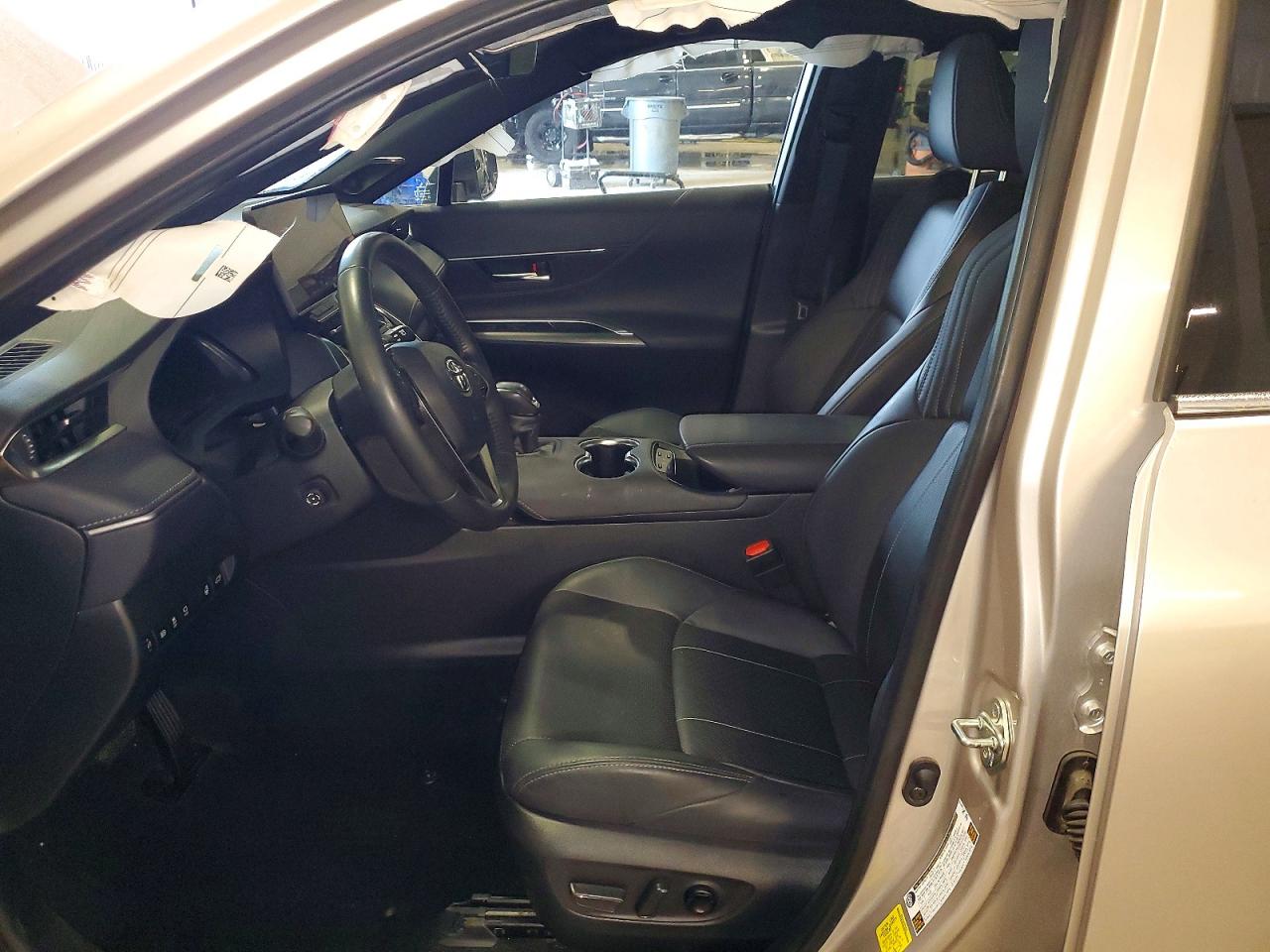 2024 TOYOTA VENZA