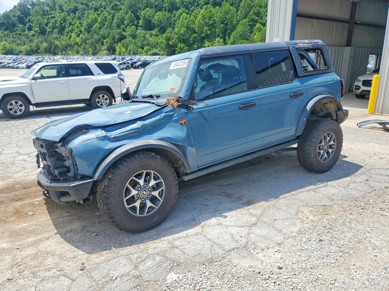 2022 FORD BRONCO