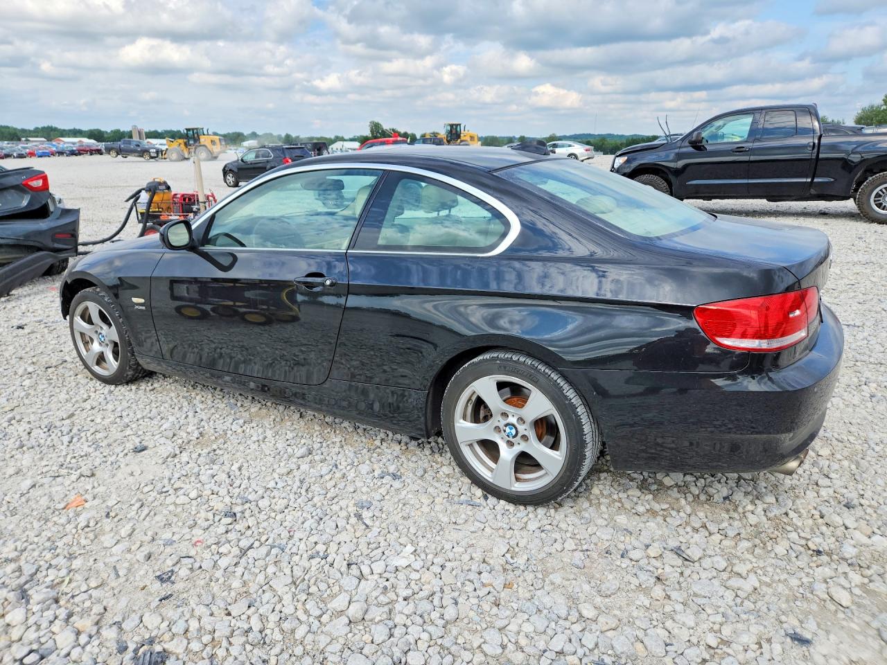2010 BMW 3 SERIES