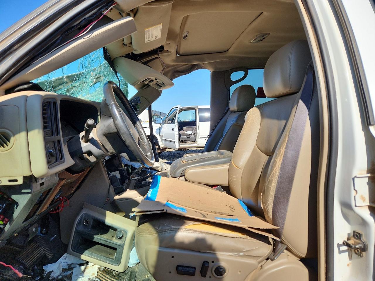 2004 CHEVROLET AVALANCHE