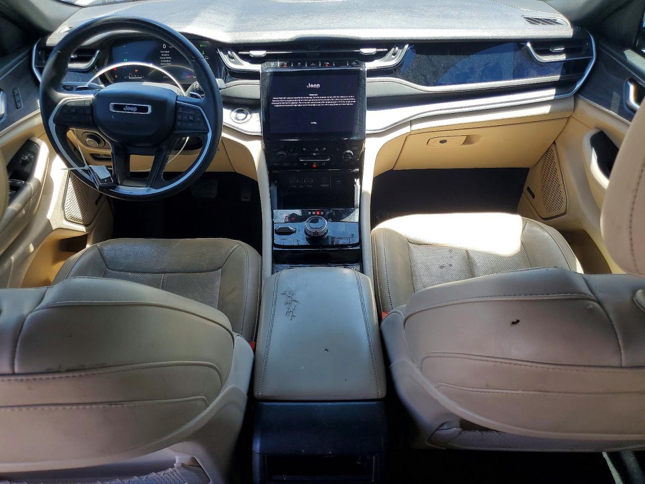 2023 JEEP CHEROKEE