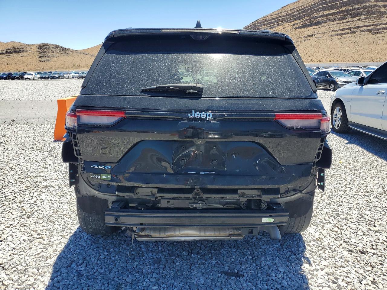 2023 JEEP CHEROKEE