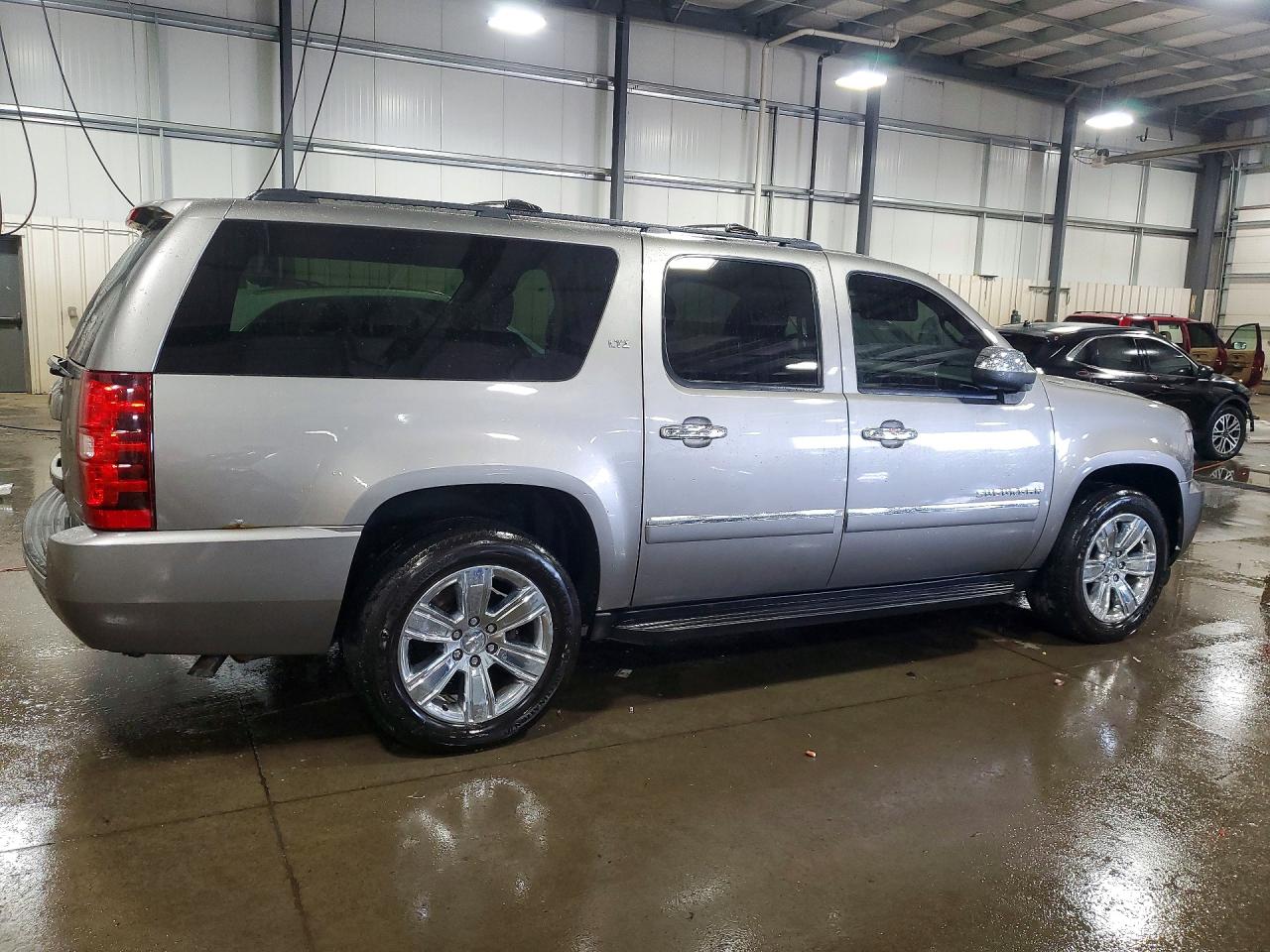 2012 CHEVROLET SUBURBAN