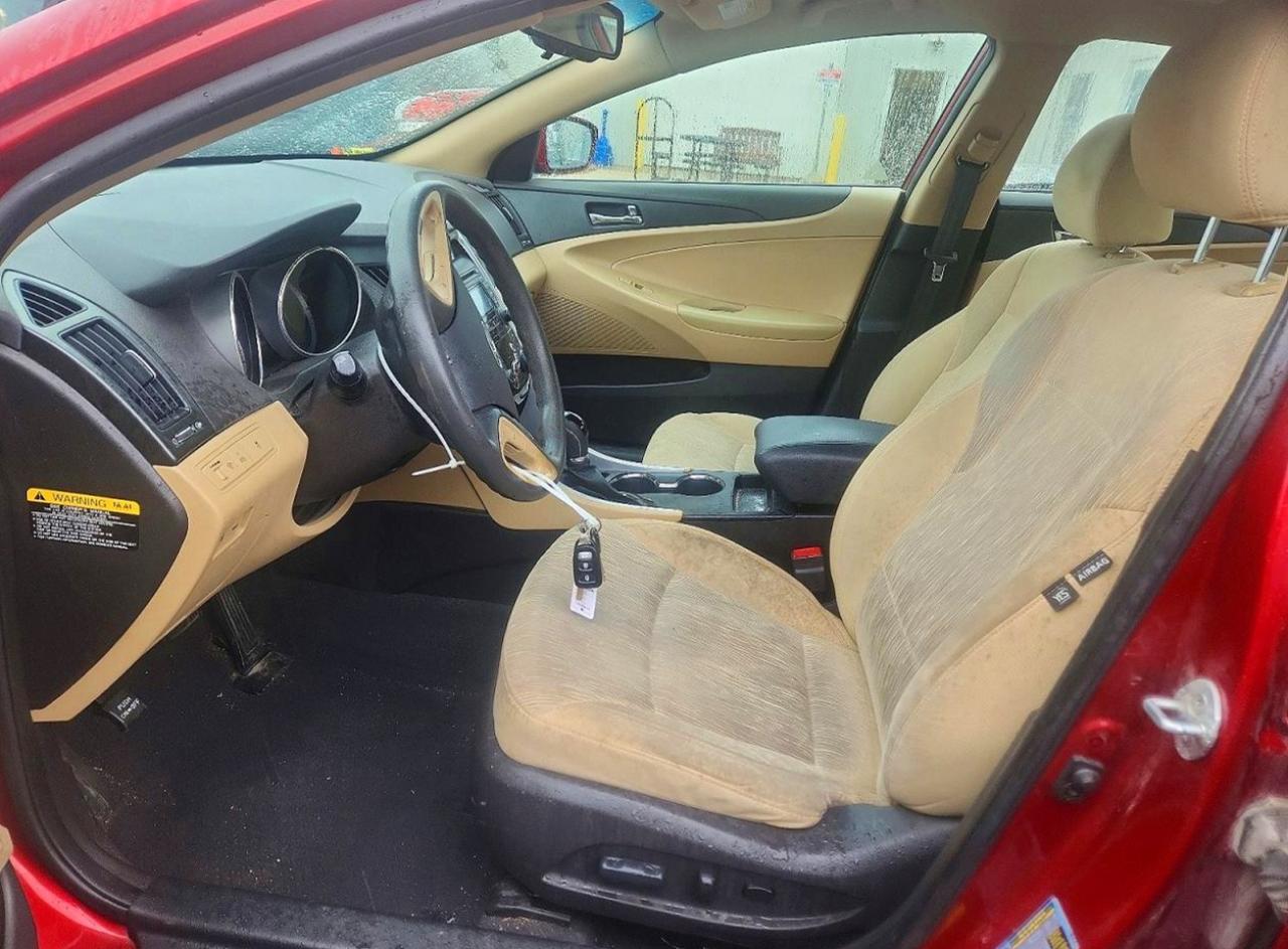 2012 HYUNDAI SONATA