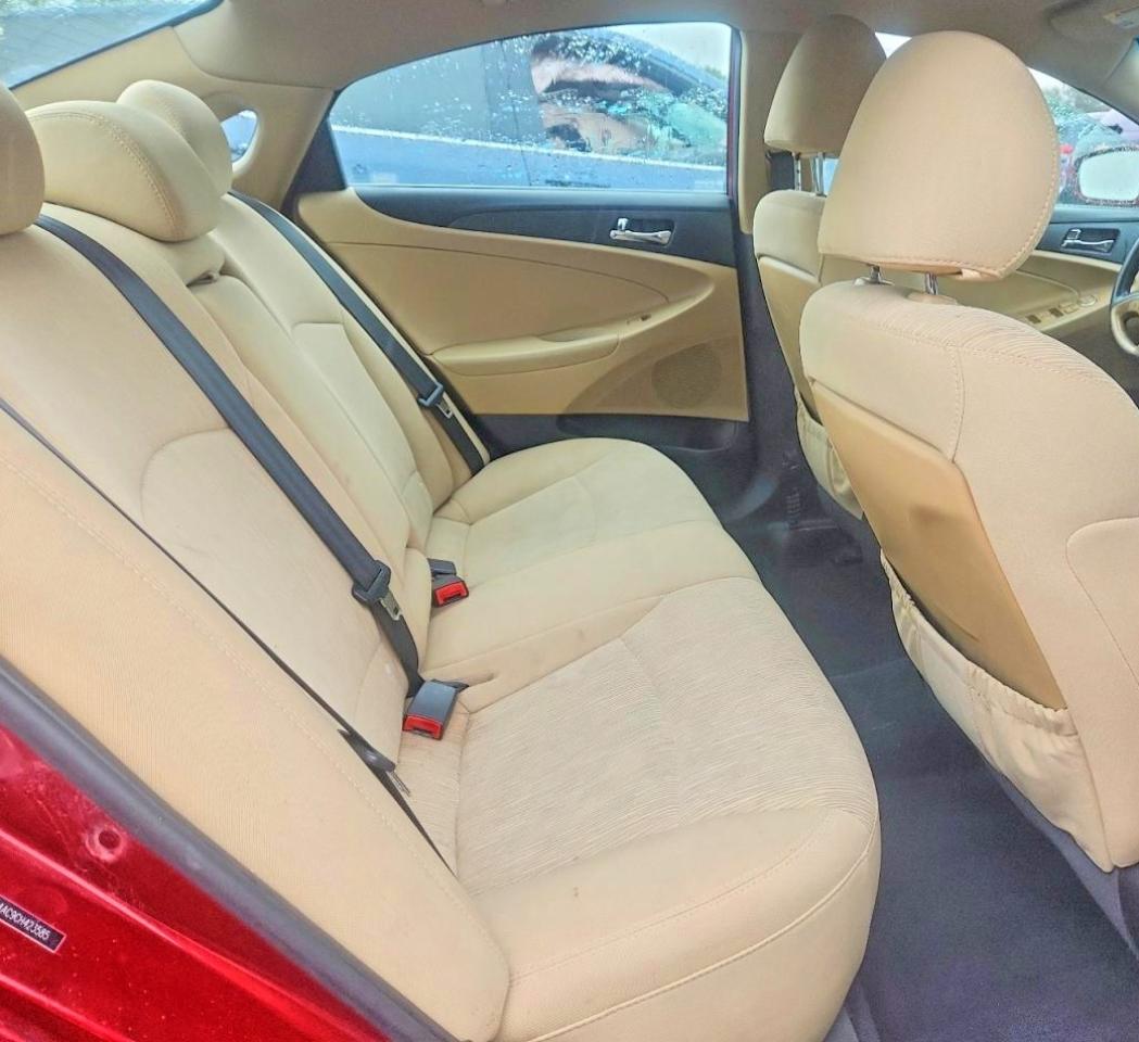 2012 HYUNDAI SONATA