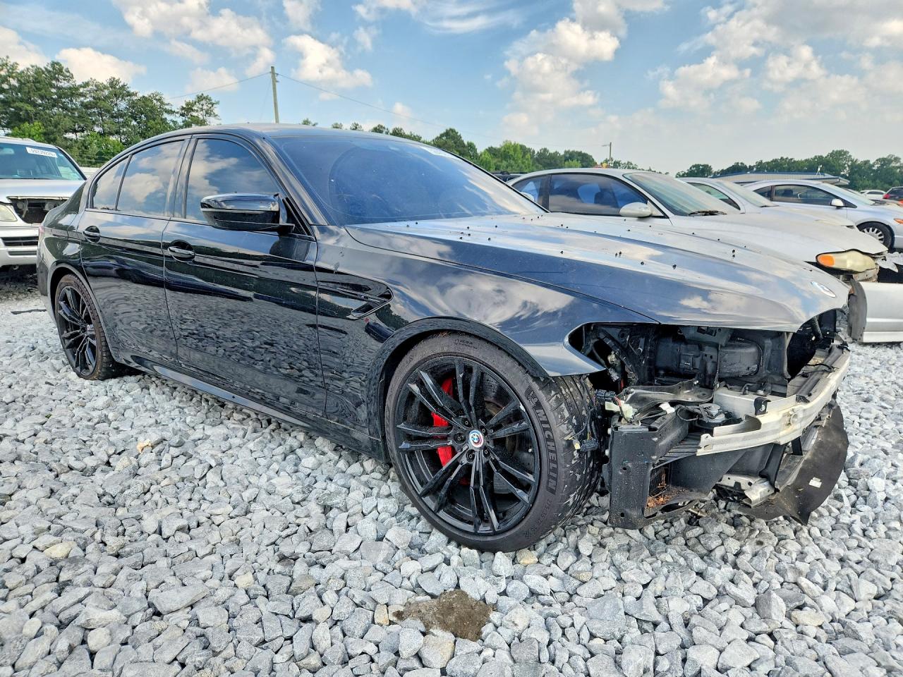 2022 BMW M5