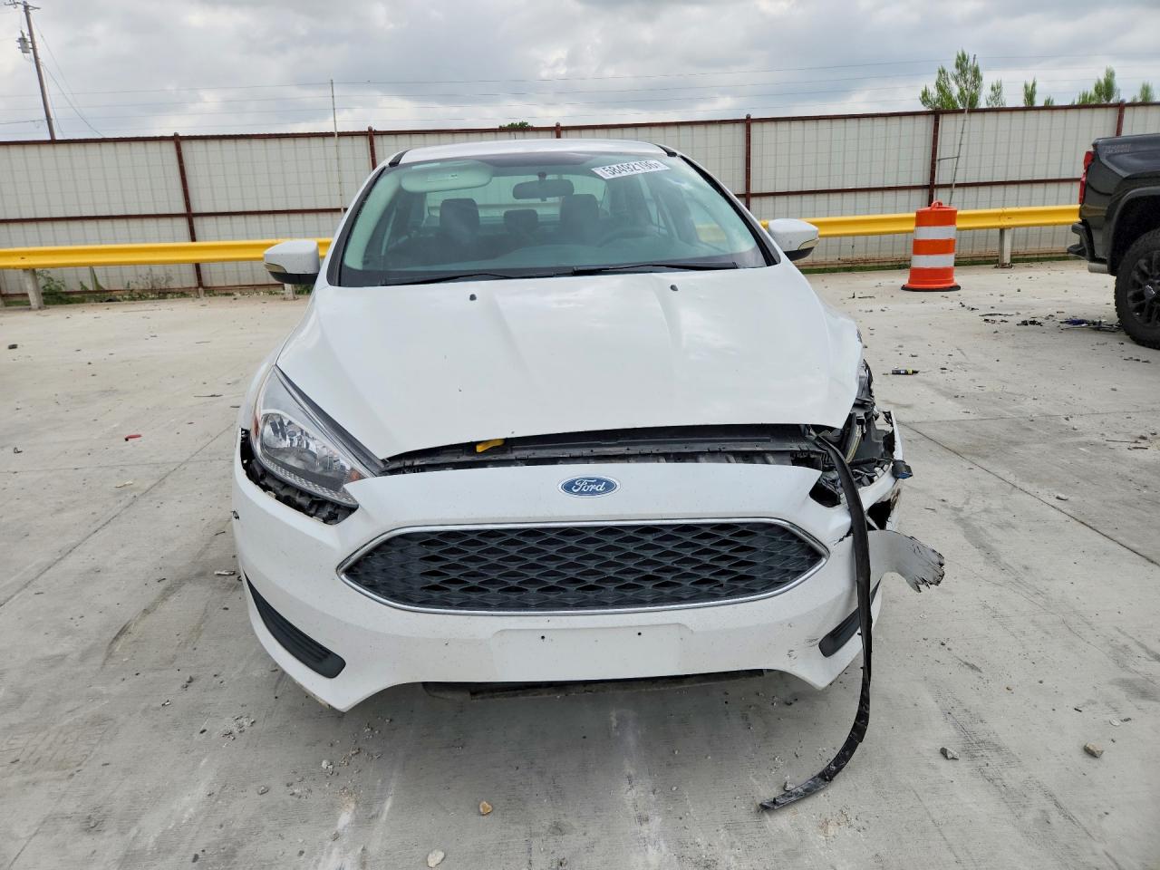 2016 FORD FOCUS