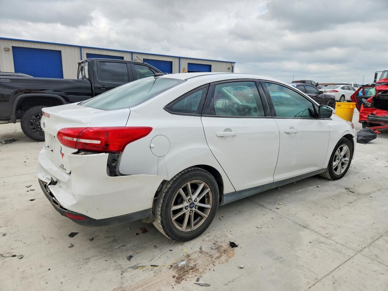 2016 FORD FOCUS