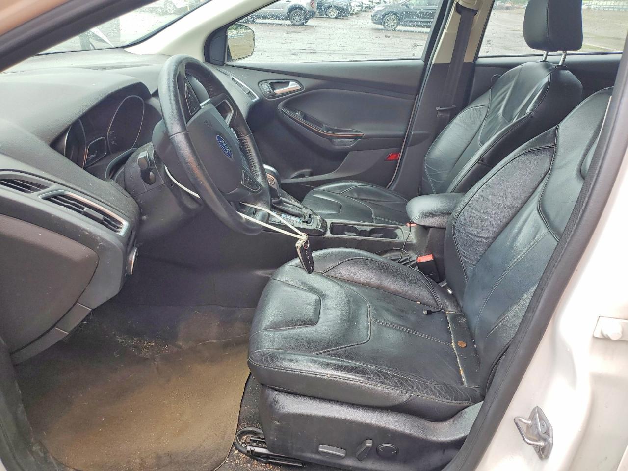 2016 FORD FOCUS