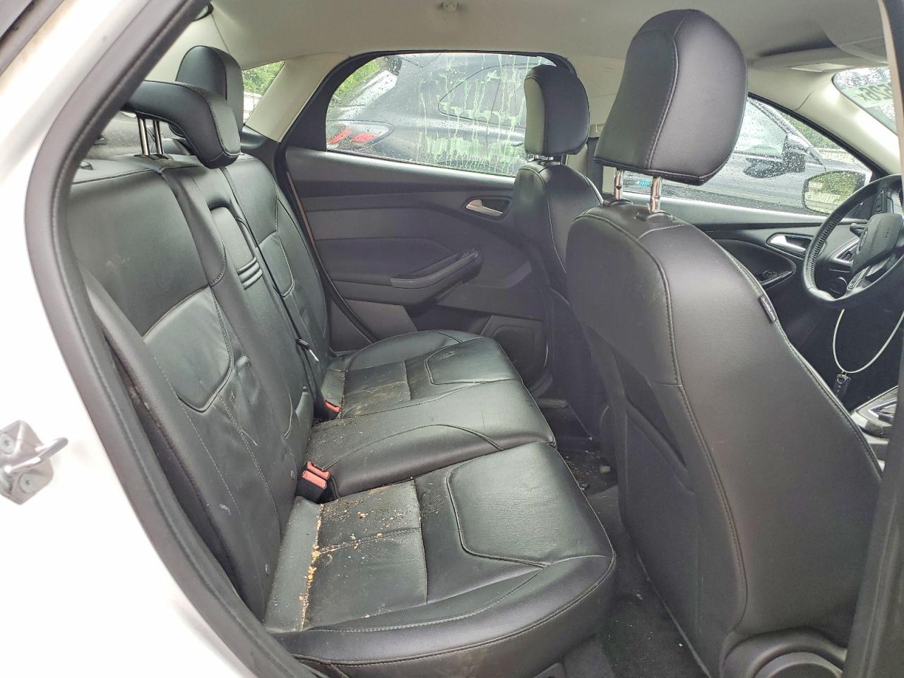 2016 FORD FOCUS