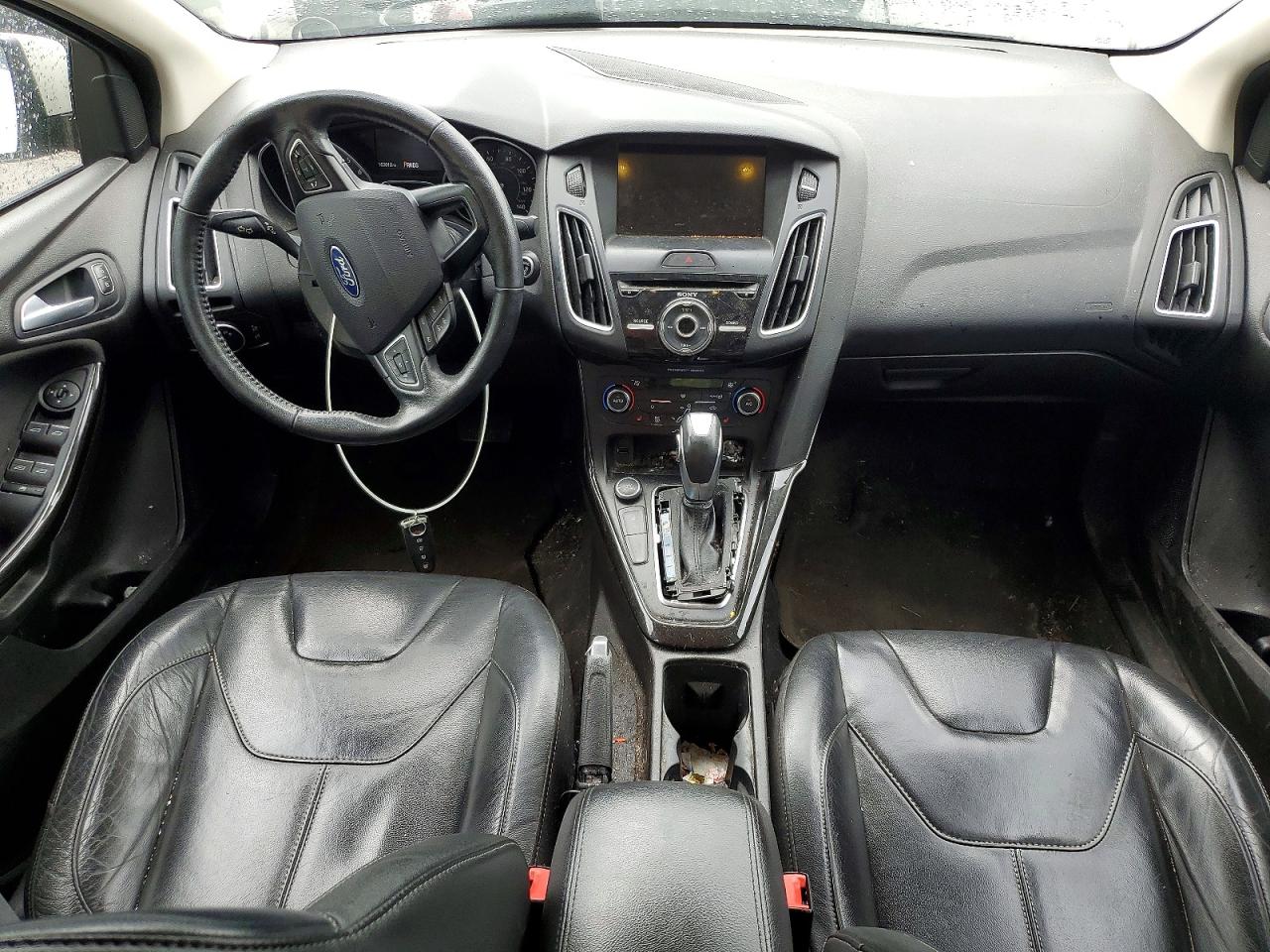 2016 FORD FOCUS