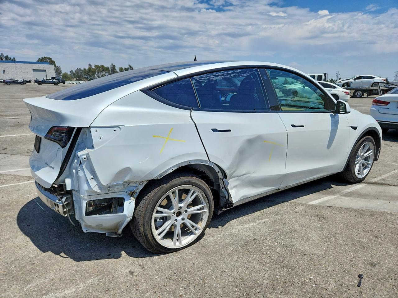 2023 TESLA MODEL Y