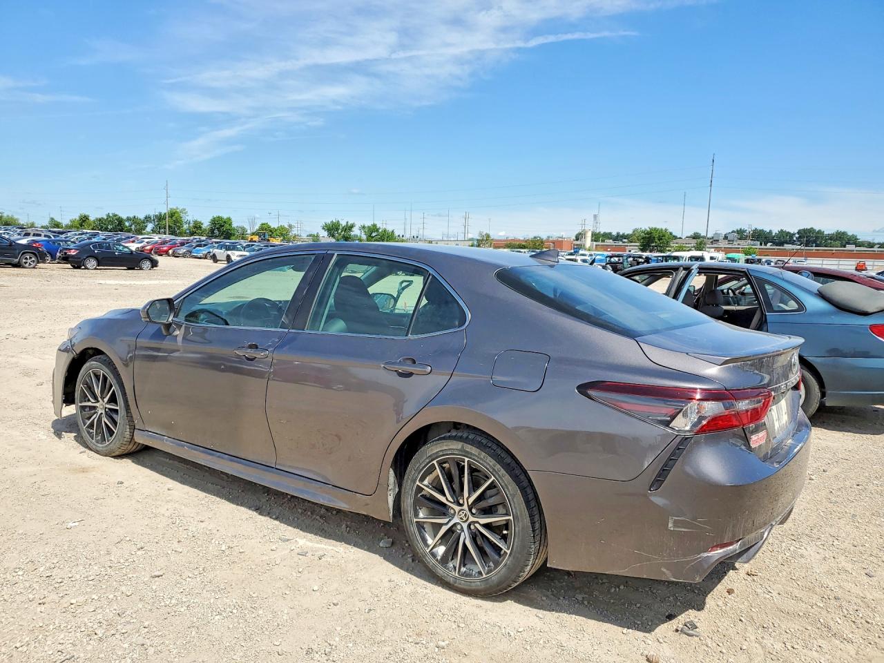 2022 TOYOTA CAMRY