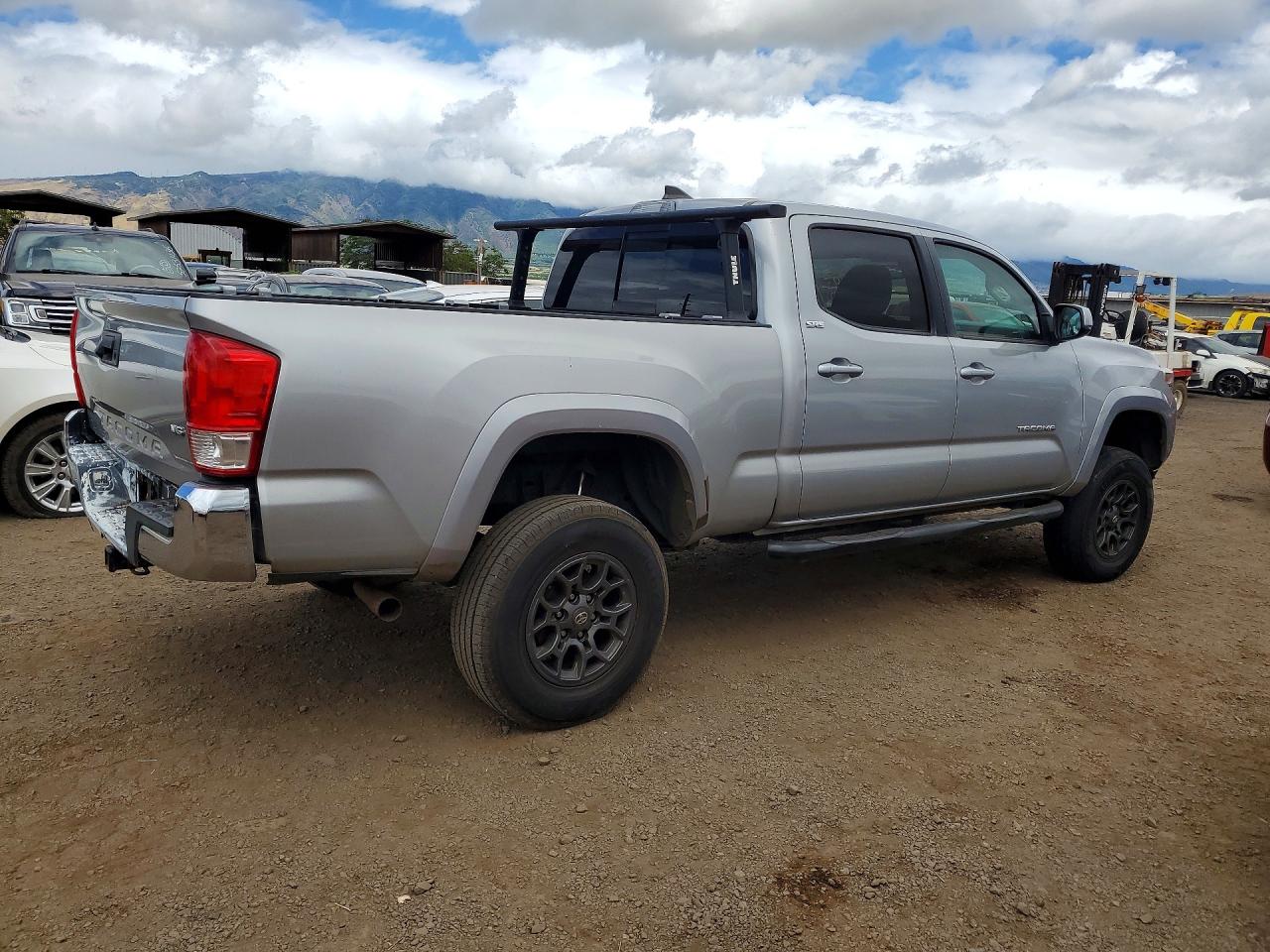 2017 TOYOTA TACOMA