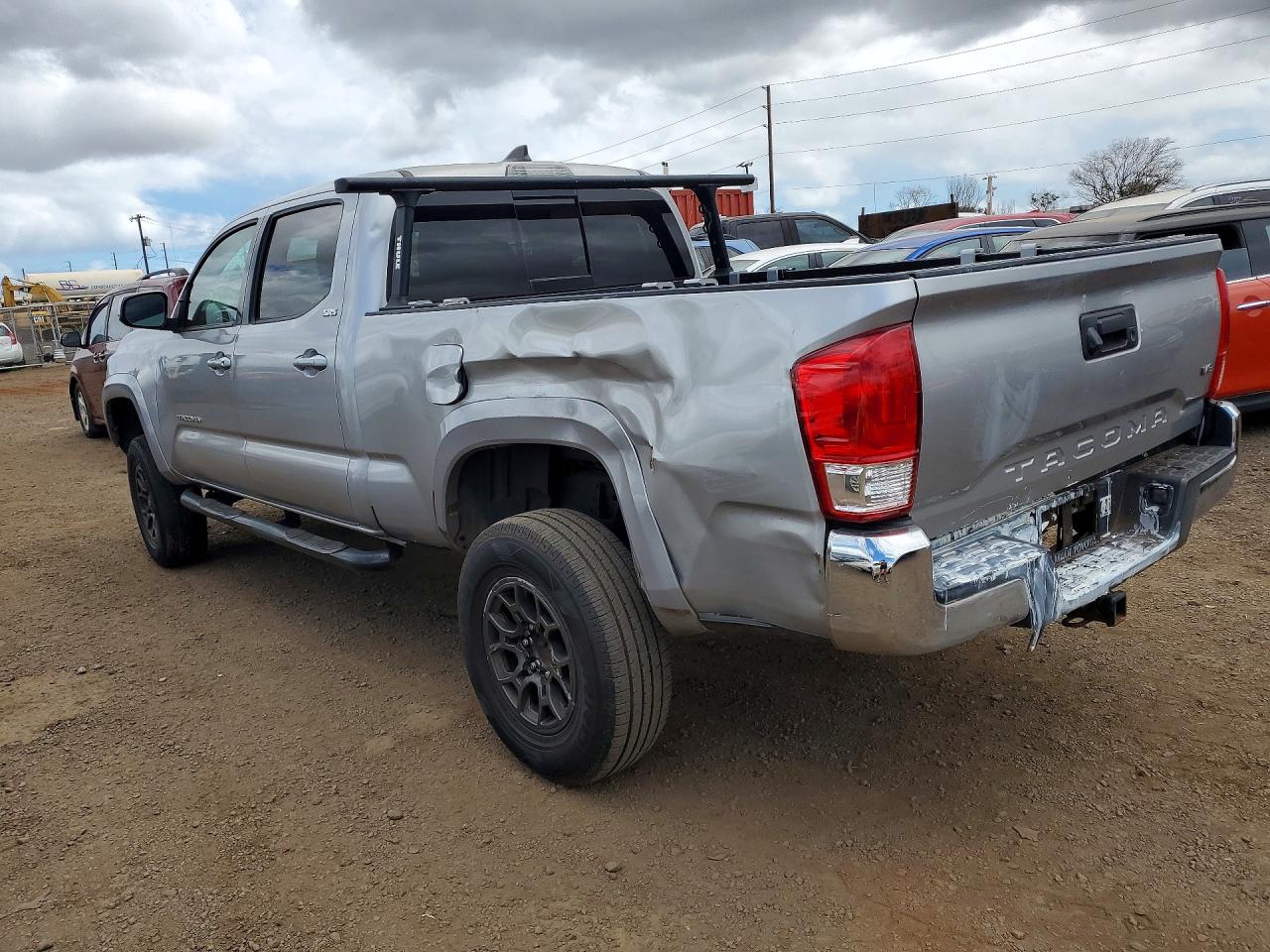 2017 TOYOTA TACOMA