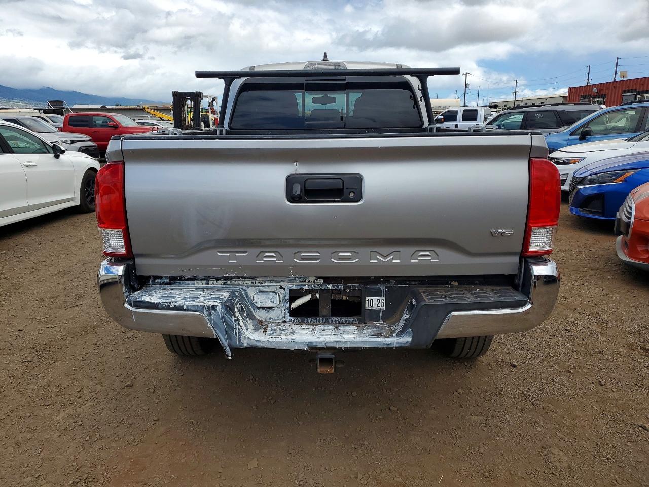 2017 TOYOTA TACOMA