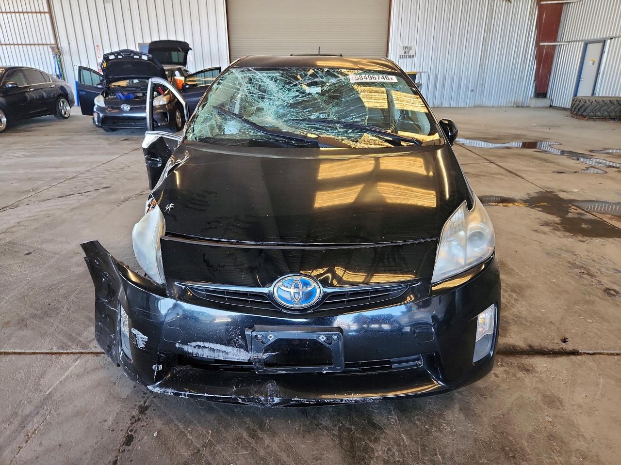 2011 TOYOTA PRIUS