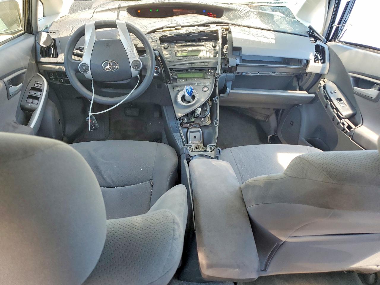 2011 TOYOTA PRIUS