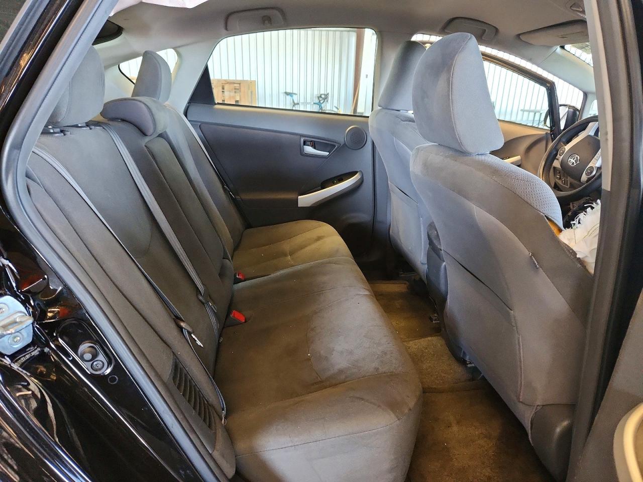2011 TOYOTA PRIUS